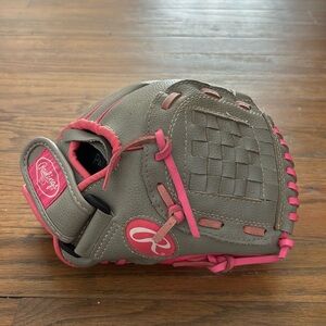 Rawlings Storm Kids' 10" T-Ball Baseball Glove (Right Hand Throw)